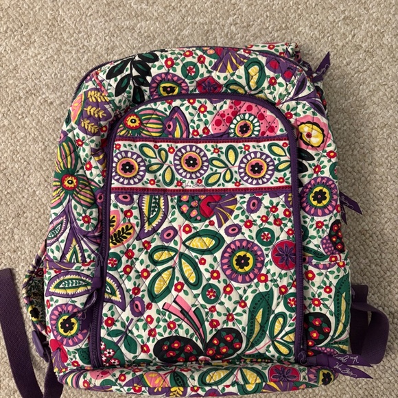 Vera Bradley Backpack retired pattern - Picture 1 of 8
